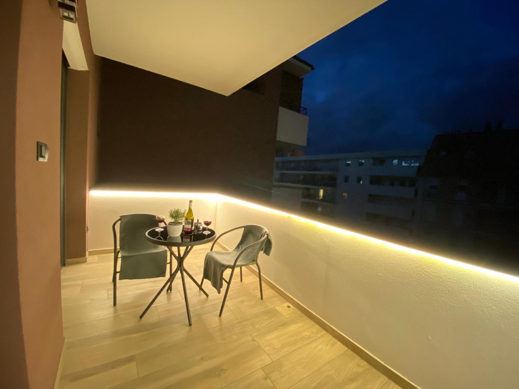 T27 Apartments Free Parking Ingyenes Zart Parkolo Győr Exteriör bild